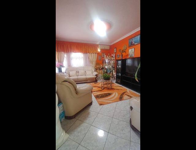 3 BEDROOM HOUSE FOR SALE IN ORIENT HEIGHTS